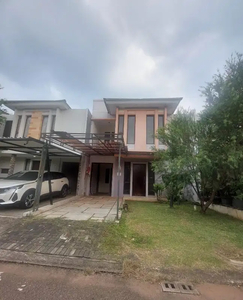 Rumah dijual di cluster Caspia Icon BSD Serpong Tangerang