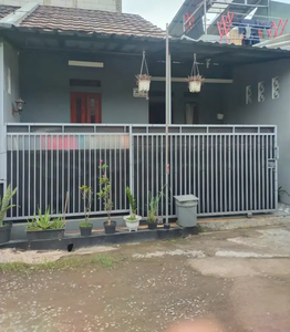 Rumah dijual siap huni di kav