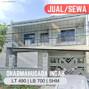 Rumah Istimewa. Mewah Elite Dharmahusada Indah