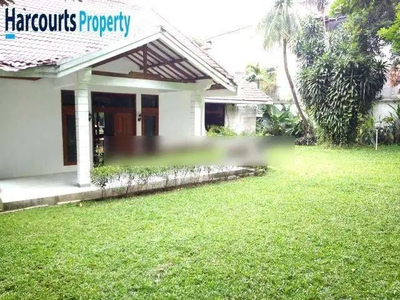 Rumah Siap Huni Lingkungan Tenang Area Kemang Selatan