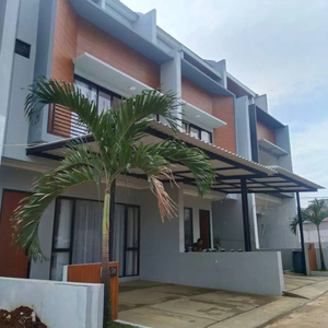 Rumah Town House 3 Lantai Belakang Mall The Park Sawangan 5 JUTA ALL