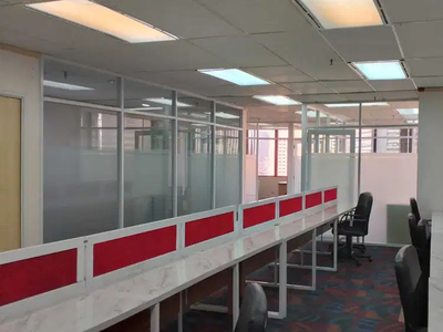 Sewa Kantor Furnish 139 m2 di Wisma Bumiputera Sudirman Hrg Termurah