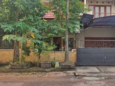 Dijual Dijual Rumah Besar Harga Terjangkau di Boulevard Pondok Ja