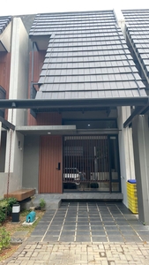 Dijual Jual super murah rumah Fleekhauz R di BSD City