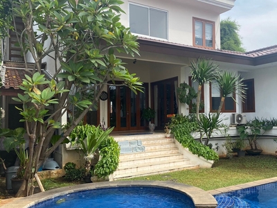 Dijual Murah Rumah Cantik Ada Swimming Pool Di Cipete