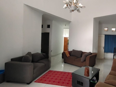 Dijual Rumah 1 Lantai di Anggrek Loka Bsd City, atap baja ringan