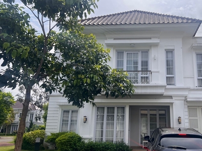 Dijual Rumah Bagus Di Cluster Alicante Boulevard Serpong Tangeran