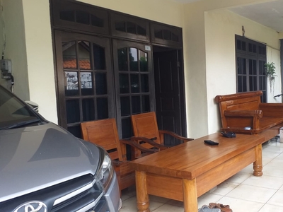 Dijual Rumah Siap Huni dengan Lokasi Strategis di Pondok Pucung #