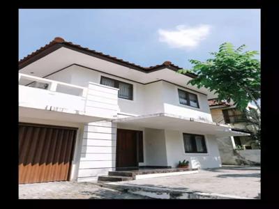 Disewakan Rumah Graha Family Murah Full Furnish 7