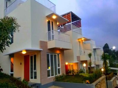 Rumah Asri View Gunung & View kota Bdg strategis dkt objek wisata,SHM