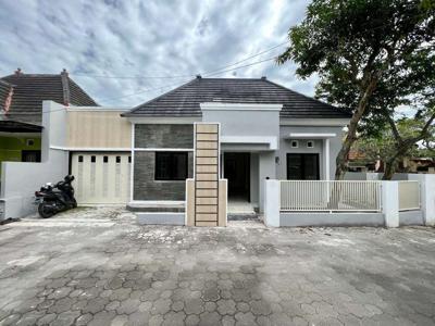 Rumah cantik modern area Palagan