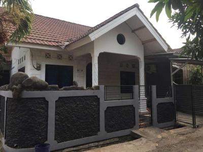 rumah HOEK di Bekasi Timur Regensi 2