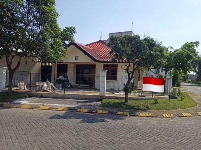 Rumah Hook Bagus dan Terawat di Araya Malang