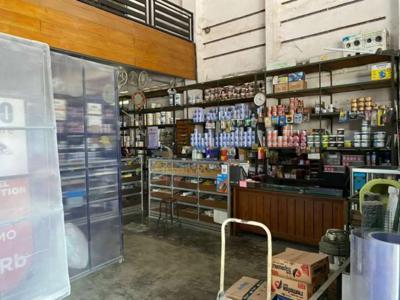 Dijual Toko Bangunan dan workshop di pusat kota Mojokerto