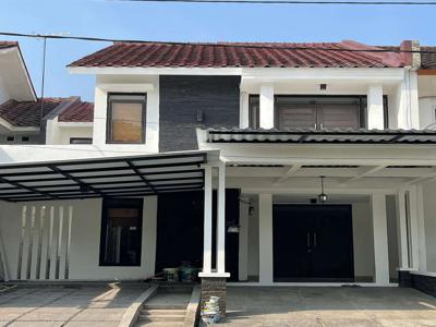 Rumah 2 Lantai Siap Huni Dekat Pusat Perbelanjaan , Rumah Sakit