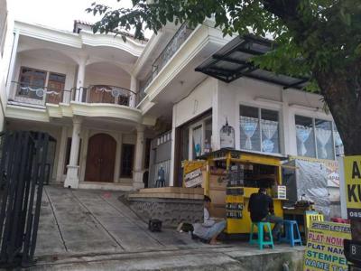Rumah Aman Dan Nyaman Di Jl. Banjarsari Raya, Semarang