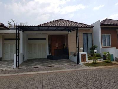 Rumah Aman Dan Nyaman Di Jl. Montana, Graha Candi Golf, Semarang