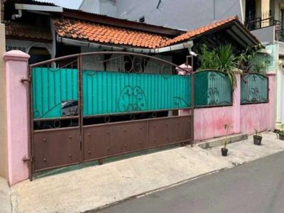 Rumah di Perumnas Klender Jakarta Timur