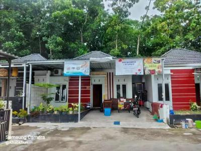 RUMAH MINIMALIS DI KAWASAN BERKEMBANG DEKAT UMY