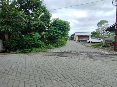 Selatan Ringroad Utara: Tanah Hook Monjali LT 625 m