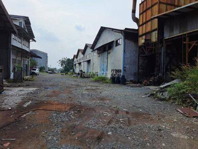 Jarang Ada Tanah Luas Lokasi Strategis di Pinggir Jalan Raya Harga Dibawah Njop di Depok