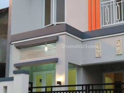 Dijual Rumah Minimalis 2 Lt di Jakarta Selatan