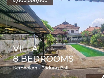 Dijual Villa Bangunan Lama 2 Lantai 8 Bedrooms Butuh Renovasi di Kerobokan Seminyak Bali