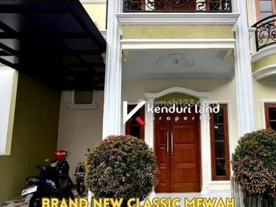 Rumah mewah 2 lantai harga murah dalam cluster di Jakarta