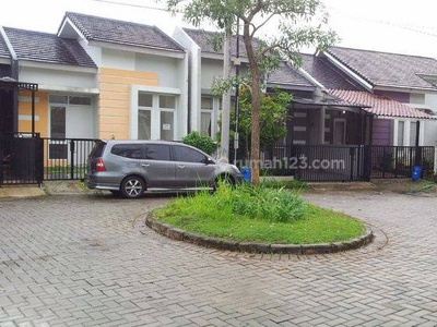 Rumah Siap Huni Dekat Mall Paradise Walk Serpong, Tangerang Harga Nego Bisa KPR J16381
