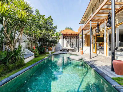 4 BEDROOM RIVERSIDE VILLA FOR SALE LEASEHOLD IN UMALAS BALI - RF2975