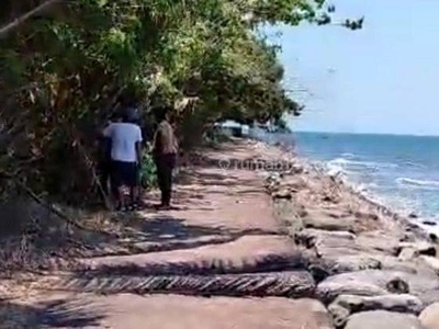 Beachfront Tanah Pinggir Pantai Datar di Tejakula Buleleng Bali