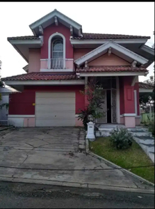 Di jual cepat rumah di sentul city