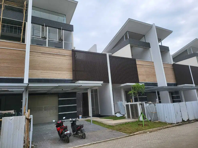 DIJUAL MURAH RUMAH GOLS ISLAND PIK TYPE CATALYA 10X30 15.6M NEGO