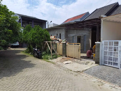 Dijual rumah baru renov siap huni startegis di perum metland tambun