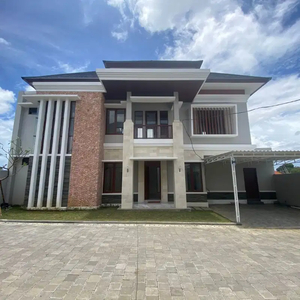 dijual rumah mewah di sanur