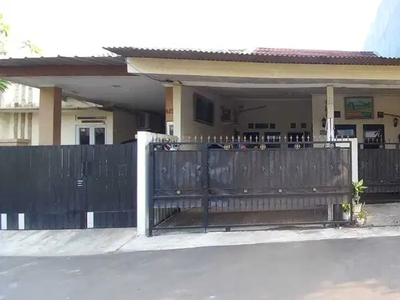 Dijual Rumah Turun Harga di Duta Harapan Dekat Summarecon Bekasi