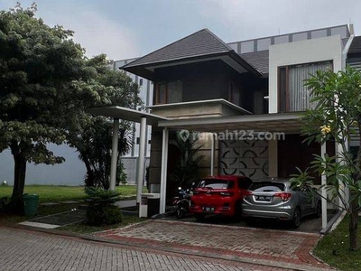 Disewakan Cepat Rumah Cantik 2,5 Lantai di Cluster Primavera Bsd