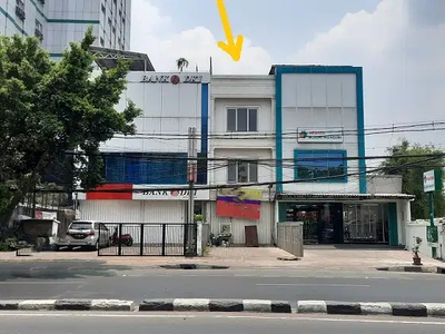 Disewakan Ruko 3,5 Lantai di Jl. Dewi Sartika, Jakarta Timur
