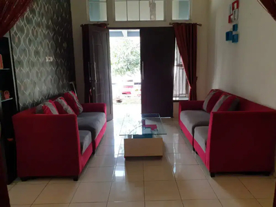 Disewakan rumah di Citra Gran Cibubur full furnish dengan 3 unit AC