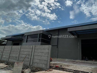 Gudang Kawasan Industri Sepatan Tangerang Luas 2.000m Harga 15m