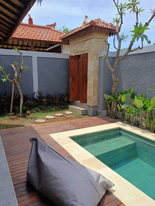 MM 218 For rent villa cantik dekat pantai di uluwatu, badung, bali