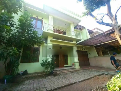 Rumah 2 lantai di Kavling Pondok Kelapa