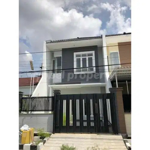 Rumah Baru Minimalis Klampis Indah Surabaya