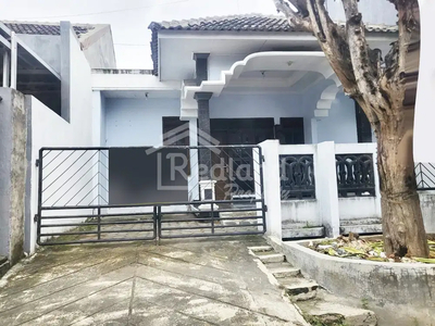 Rumah di Puri Anjasmoro , Semarang ( Me 5969 )