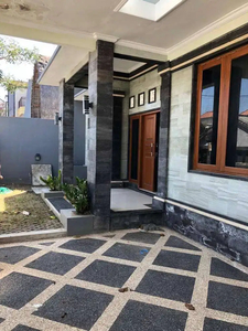 Rumah di Tukad Balian Denpasar Bali