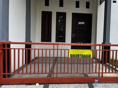 Rumah Disewa Royal Ketintang Jambangan Surabaya