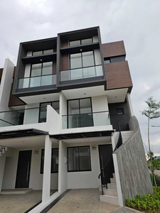 Rumah Disewakan Golf Island PIK Piano 3br uk75m2 at Jakarta Utara