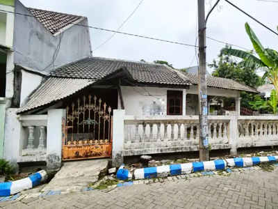 Rumah Hook *Hitung Tanah*
Lokasi Deltasari Indah Waru Sidoarjo