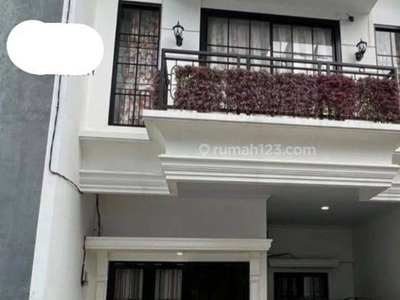 Rumah Luas 3 Lantai Harga Nego di Jakarta Selatan Bisa KPR J19651