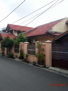 Rumah Mewah Ditengah Kota siap huni